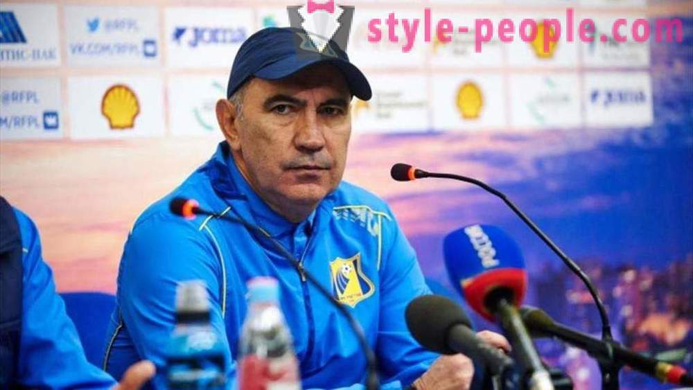 Biografia allenatore di calcio Kurban Berdyev