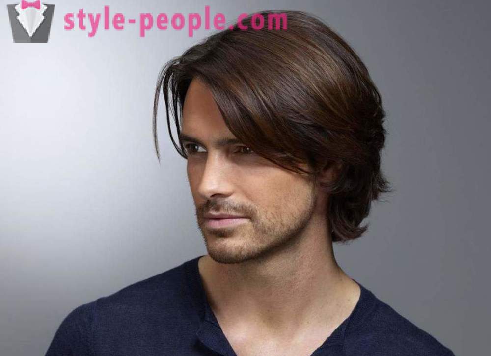 Uomini alla moda capelli lunghi: foto e descrizione di tagli di capelli alla moda