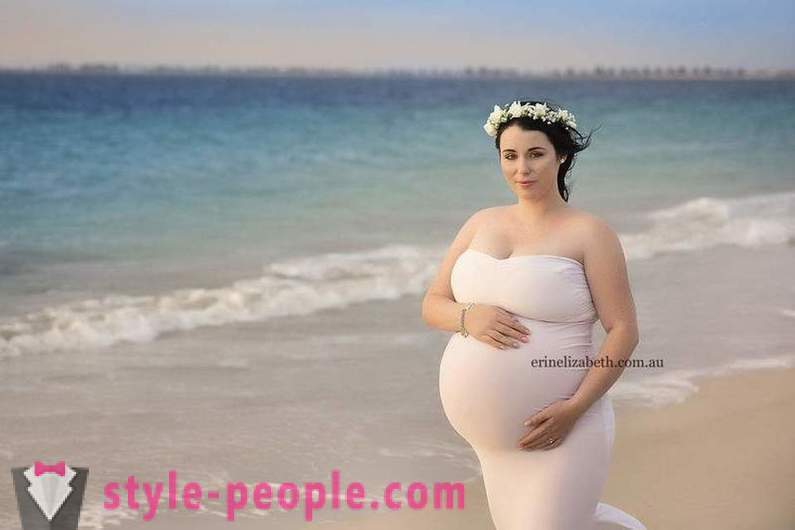 Foto di una donna che è in stato di gravidanza pyaternyashkami