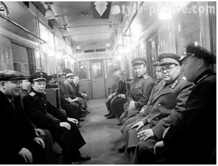 La metropolitana di Mosca, che è diventata la patria di molti durante la guerra