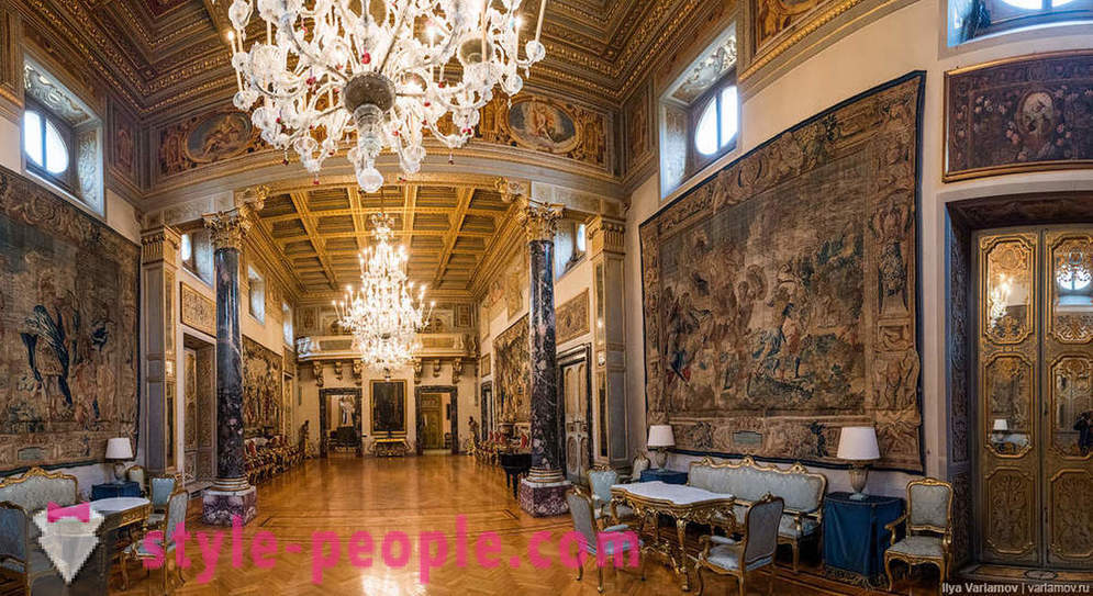 Residenza dell'ambasciatore russo a Roma: il più grande e più bella!