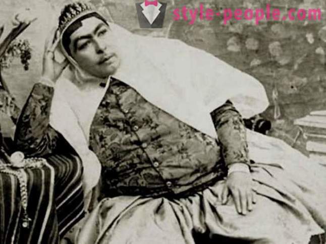 Così guardare femminile incomparabile iraniano Shah