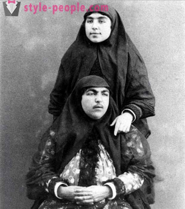 Così guardare femminile incomparabile iraniano Shah