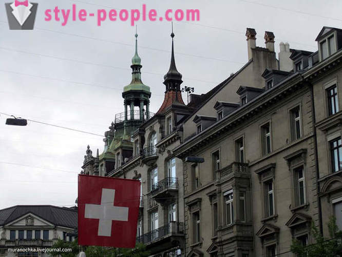 Una passeggiata attraverso la città vecchia di Zurigo
