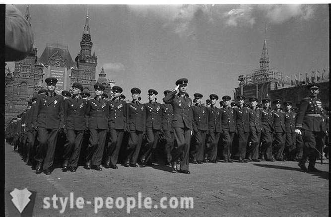 La parata sul quadrato rosso il 1 maggio 1951