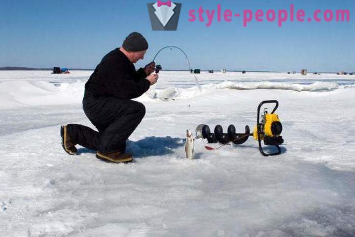 Pesca invernale sul ghiaccio primo luogo: Punte esperti