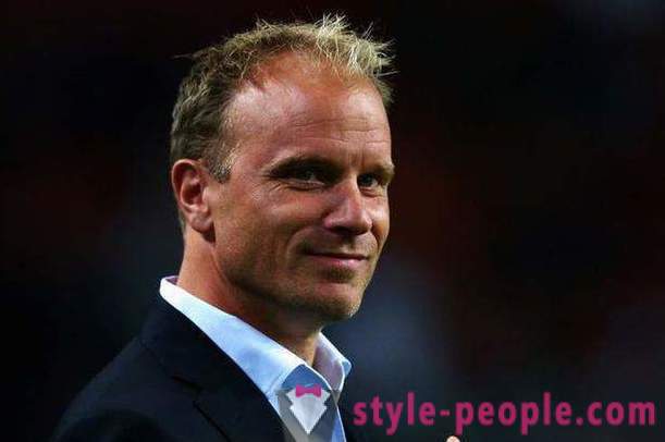 Dennis Bergkamp - allenatore di calcio olandese. Biografia carriera sportiva