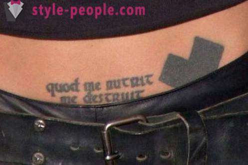 Stella tatuaggi: Angelina Jolie