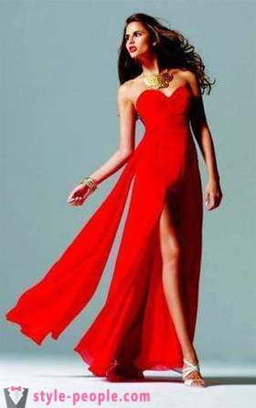 Vestito rosso alla moda pavimento