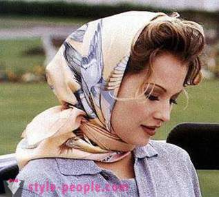 Imparare come legare una sciarpa sulla testa in modo corretto ed elegante.